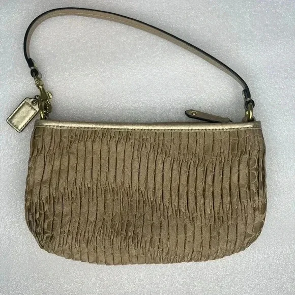 COACH Signature Madison‎ Gold Gathered Pleated Leather Strap Handbag Wristlet - Picture 5 of 13
